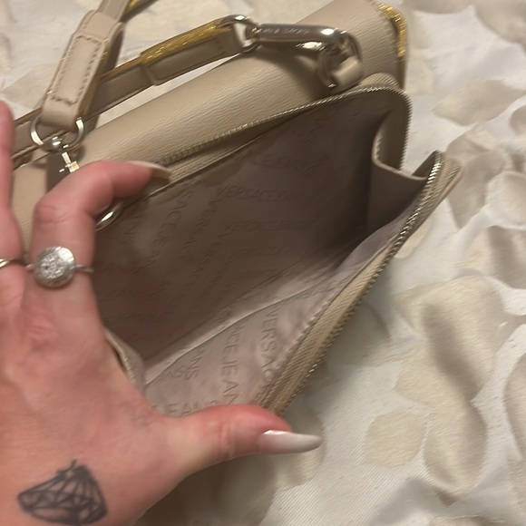 Versace jeans purse - Picture 7 of 7